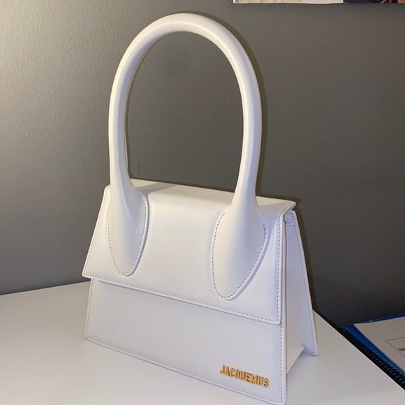 SOLD! Jacquemus Le Grand Chiquito Bag - Picture 3 of 6